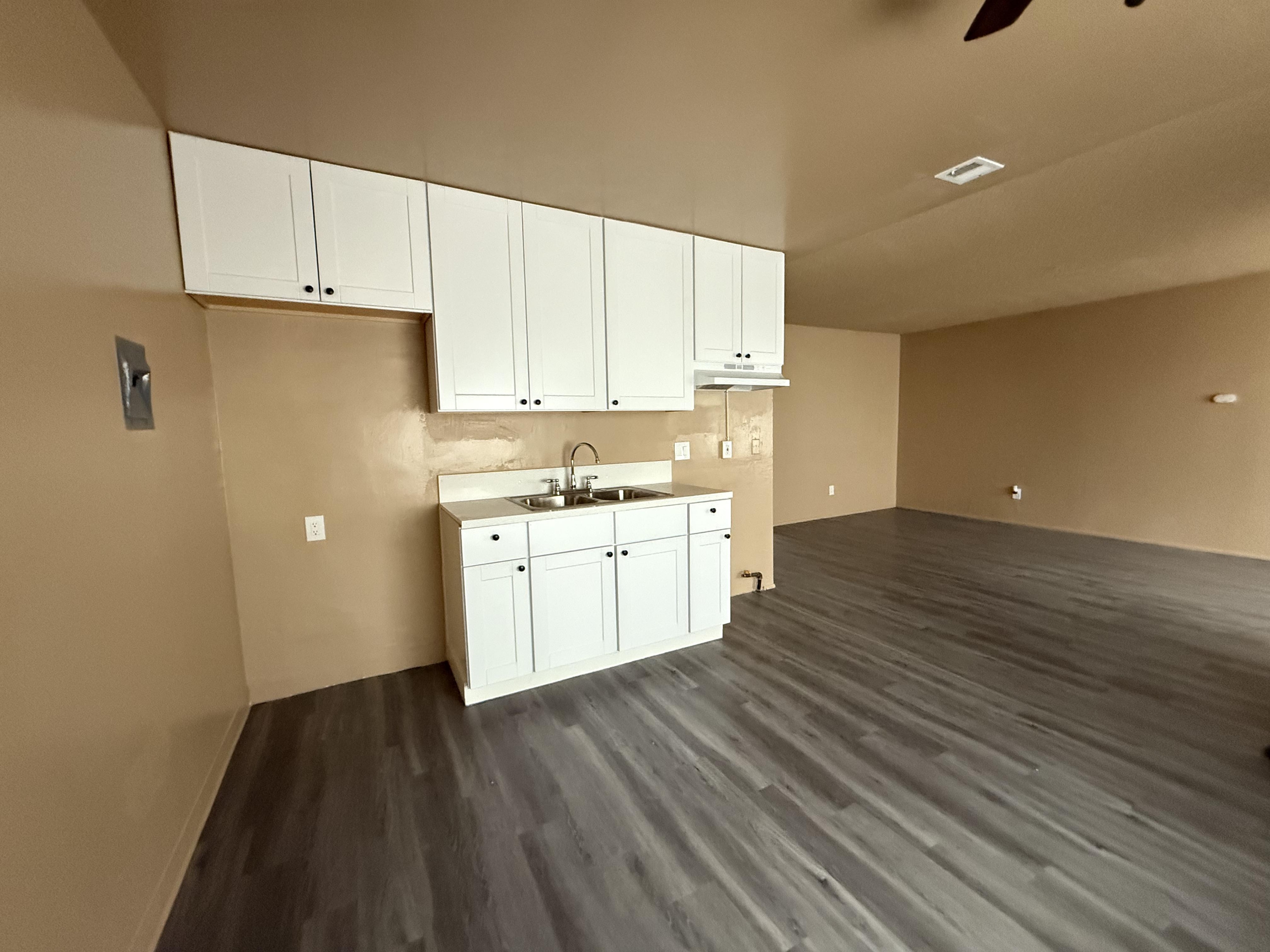 15319 South White Avenue - E