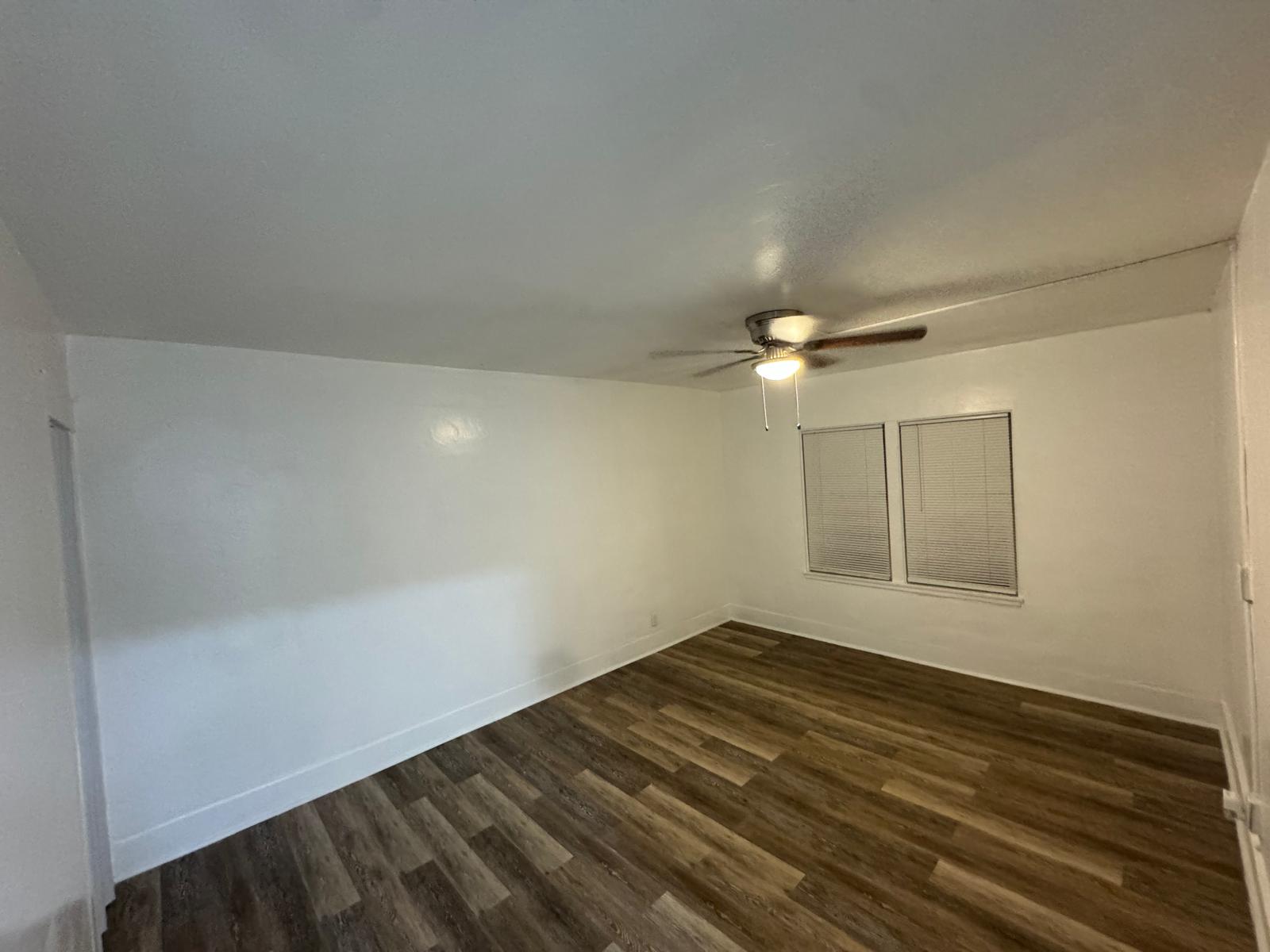 2876 Saturn Avenue - J
