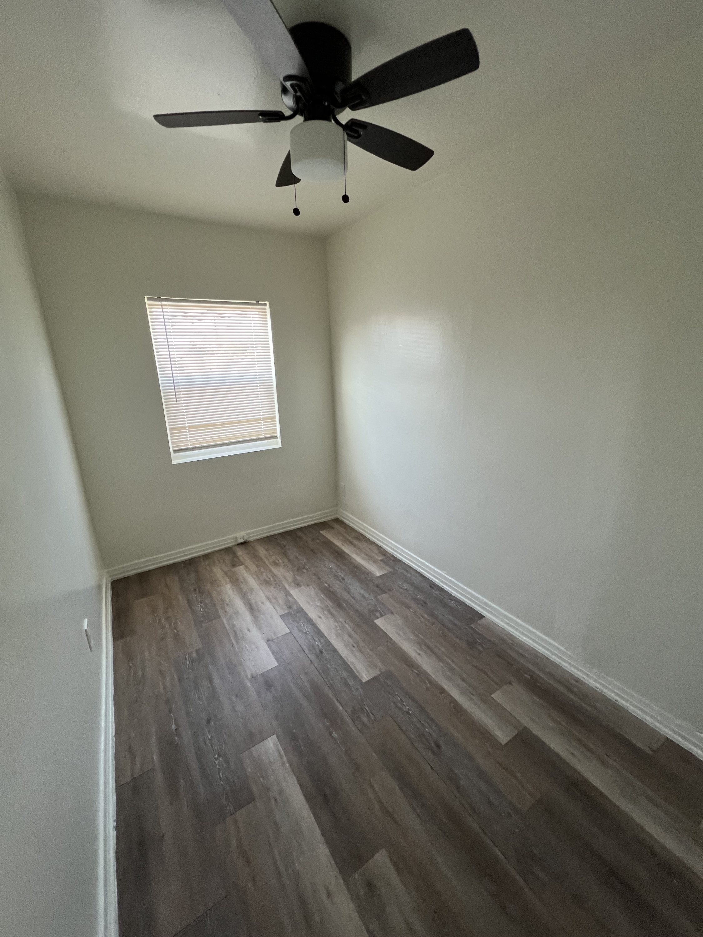 2755 East 58th Street - H