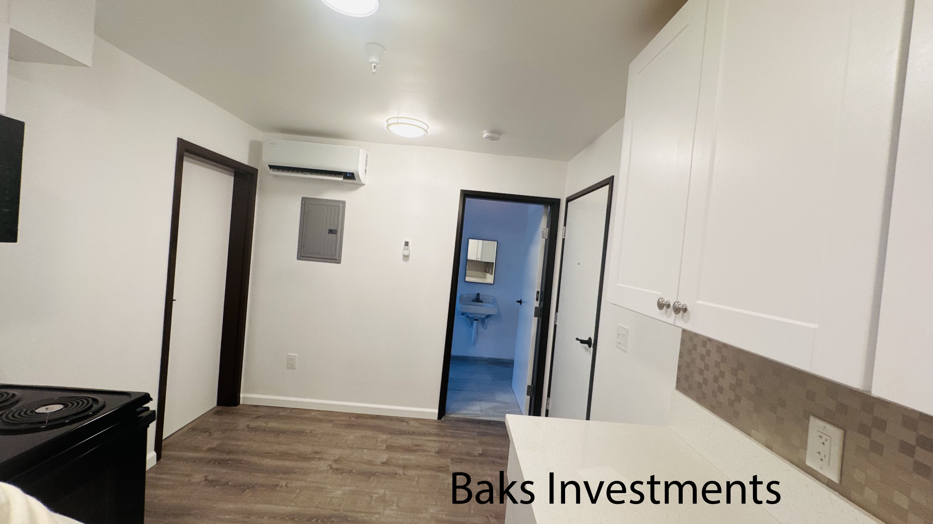 11460 Killion St - 105
