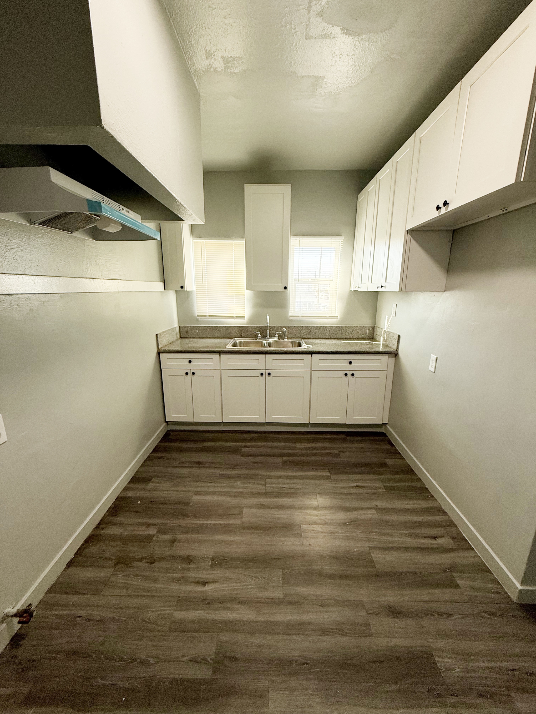 404 North Fries Avenue - 5